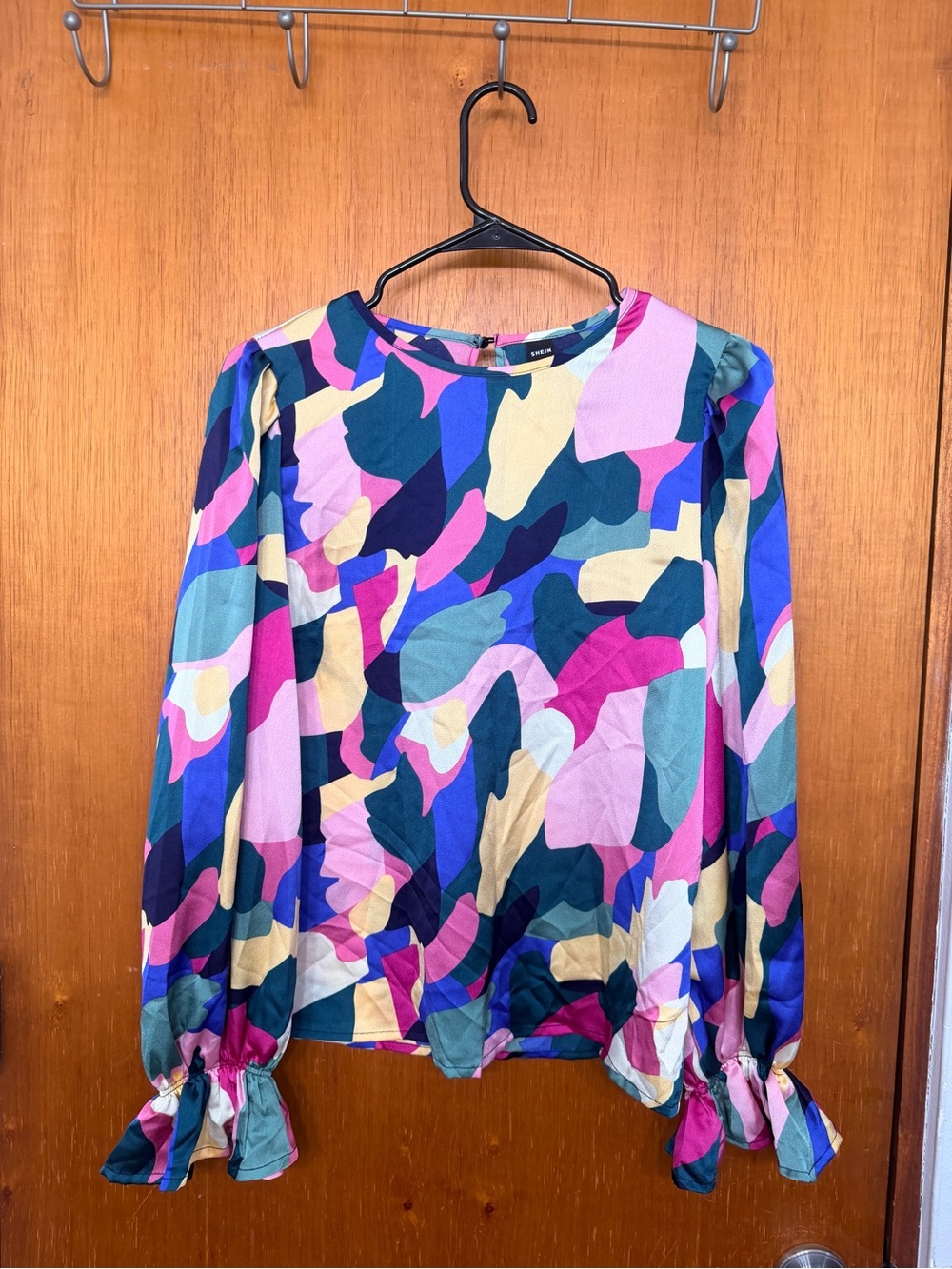 Multicolor Abstract Print Long-Sleeve Blouse